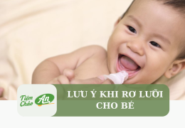 Lưu ý khi rơ lưỡi cho bé